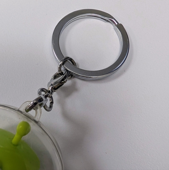 Pop! Keychain Alien Remix in Buzz Lightyear - Picture 2 of 5